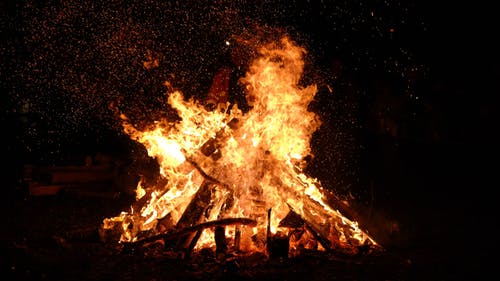 Osterfeuer in Wenholthausen